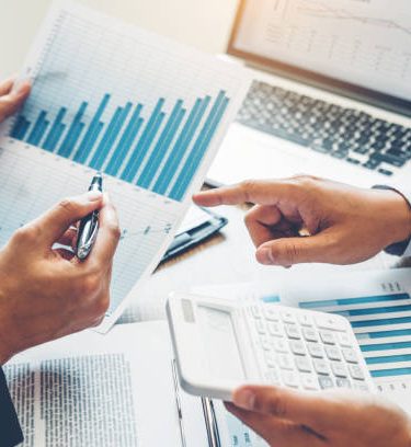 Tendances 2024 : La consolidation du marché de l’expertise comptable face aux investisseurs